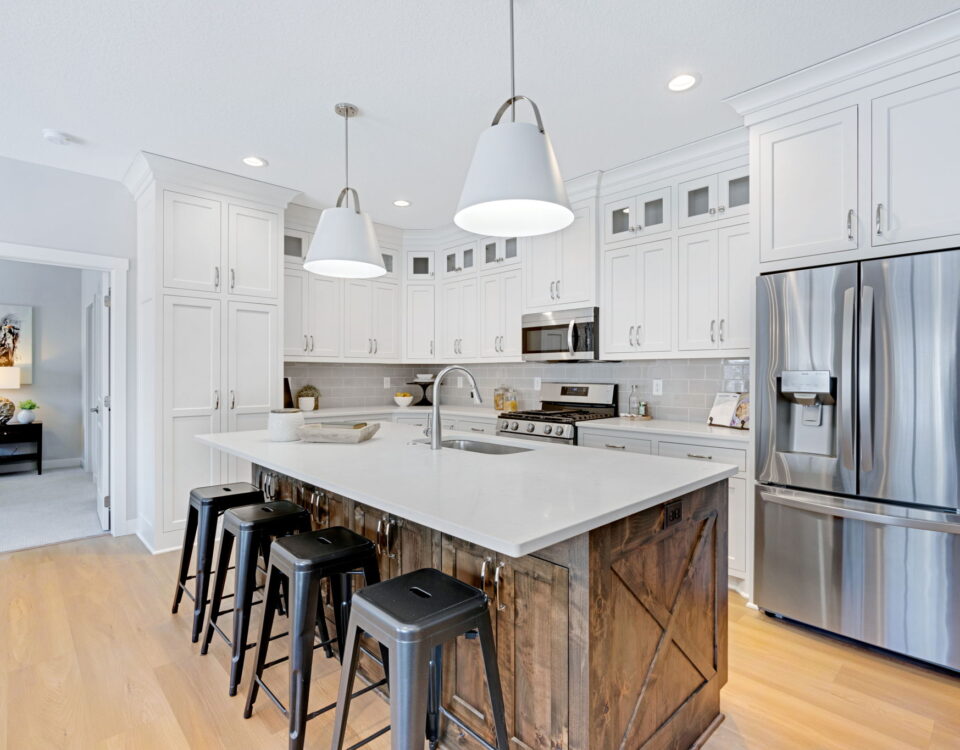 Custom Kitchen Cabinets
